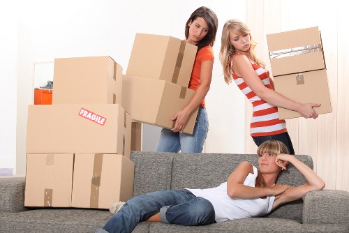 Moving van service supporting a Wanstead relocation